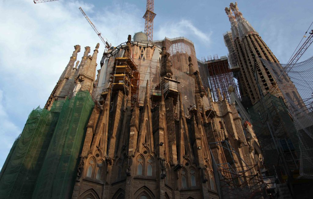 WP Barcelona Gaudi Sagrada Familia 04