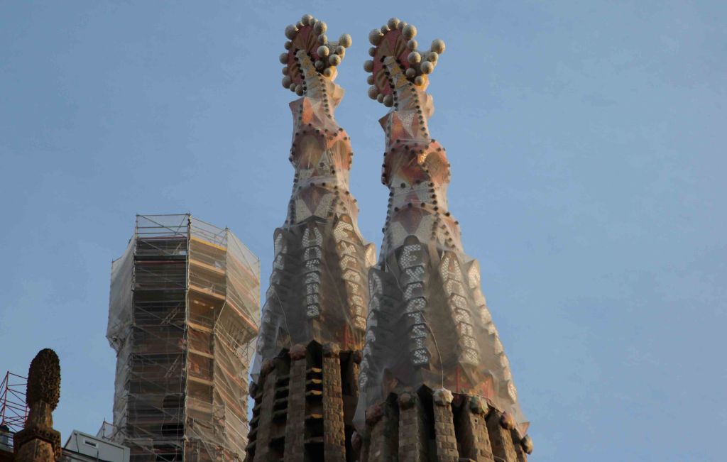 WP Barcelona Gaudi Sagrada Familia 11